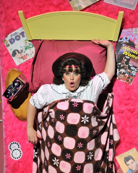 Photo Flash: WBT's HAIRSPRAY in Performance Image