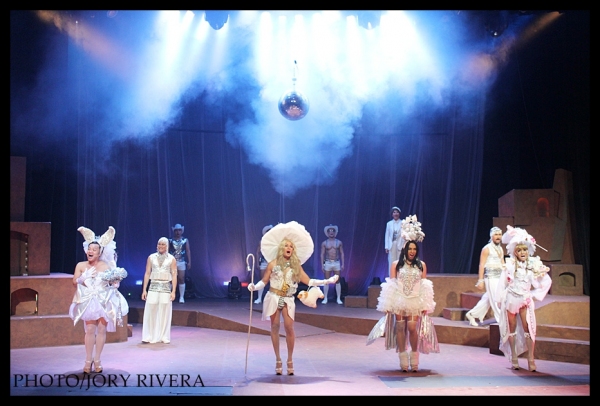 Photo Flash: CARE DIVAS At Rep's Onstage Theatre Image