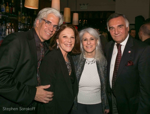 Photo Coverage: Linda Lavin Brings POSSIBILITIES to the Metropolitan Room Image