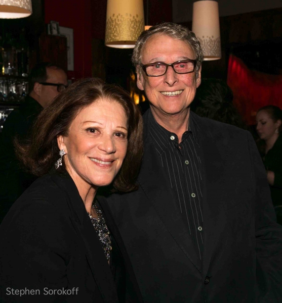 Photo Coverage: Linda Lavin Brings POSSIBILITIES to the Metropolitan Room Image