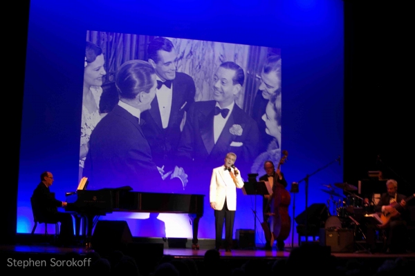 Photo Coverage: Harriet Harris, Colleen McHugh, et al. at MAD DOGS & EDUCATED FLEAS Image