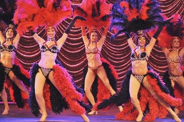 Photo Flash: More Stills of Sutton Foster in ABC Family's BUNHEADS! Image