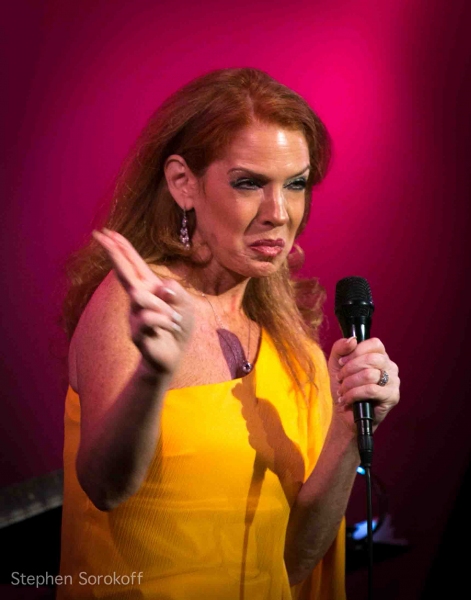 Photo Coverage: Kelly Clinton Brings FRECKLES AND 80 YEAR-OLD BONES to Metropolitan Room Image