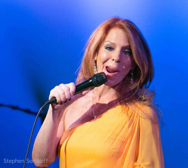 Photo Coverage: Kelly Clinton Brings FRECKLES AND 80 YEAR-OLD BONES to Metropolitan Room Image