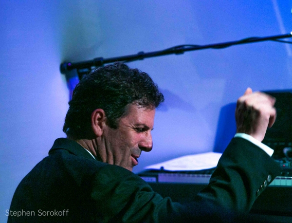 Photo Coverage: Kelly Clinton Brings FRECKLES AND 80 YEAR-OLD BONES to Metropolitan Room Image