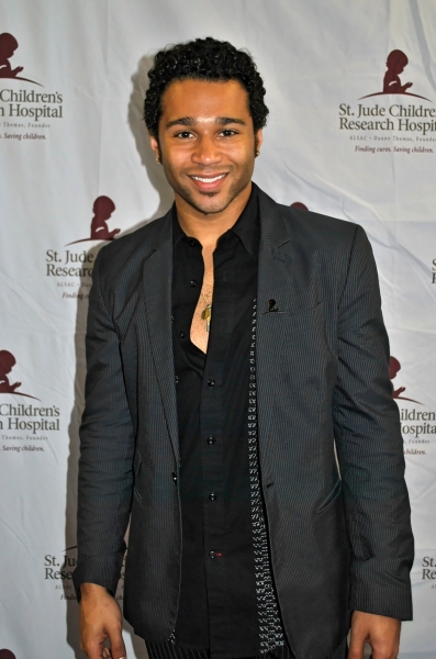 Photo Coverage: De Tagle, Bleu, Salonga et al. Walk the Red Carpet for St. Jude Children’s Research Hospital Image