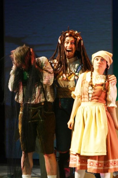 Photo Flash: HANSEL & GRETEL at The Bronx Opera thru 5/19 