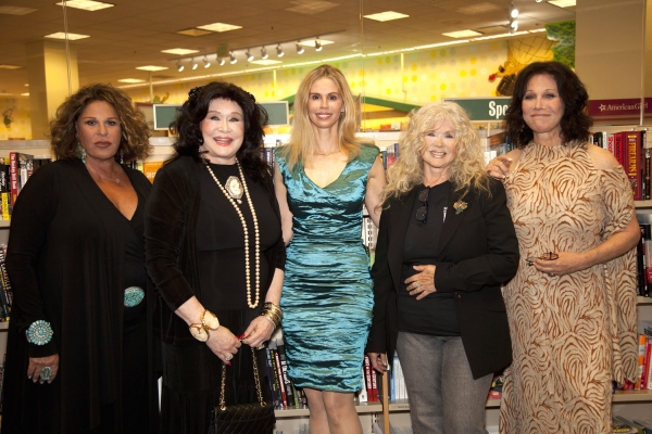 Photo Flash: Lainie Kazan, Michele Lee et al. at THE PERSIAN ROOM PRESENTS Book Signing Image