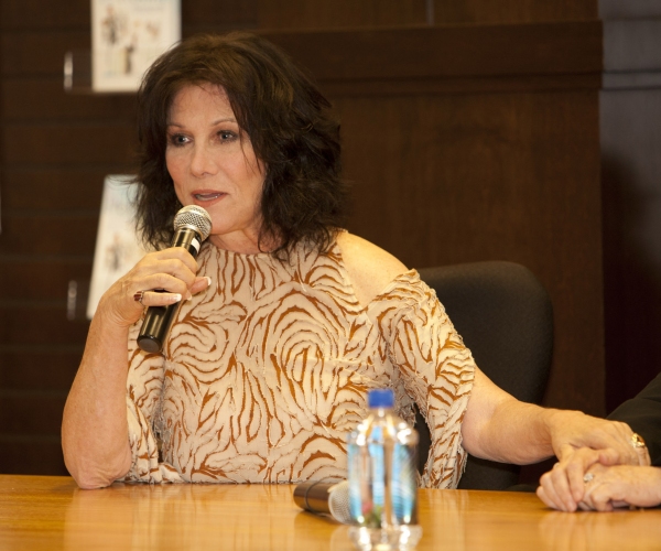 Photo Flash: Lainie Kazan, Michele Lee et al. at THE PERSIAN ROOM PRESENTS Book Signing Image