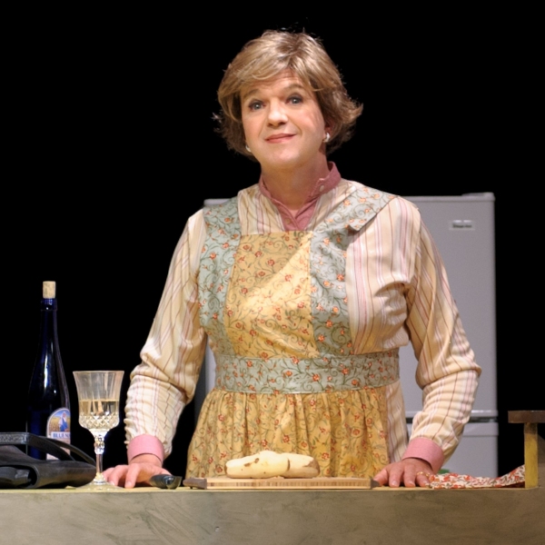 Photo Flash: Southern Rep Presents Ricky Graham as SHIRLEY VALENTINE, Now thru 5/27 Image