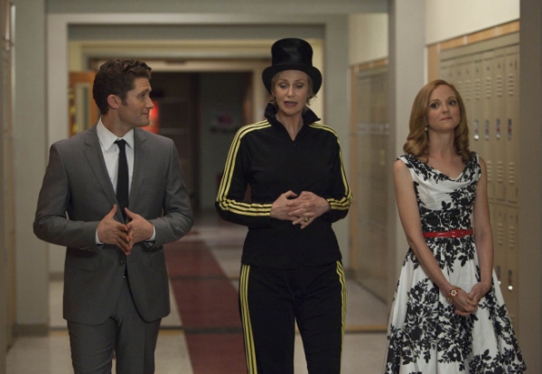 Photo Flash: Perez Hilton et al. in New Stills from GLEE's 'PROPS' and 'NATIONALS' Episodes! Image