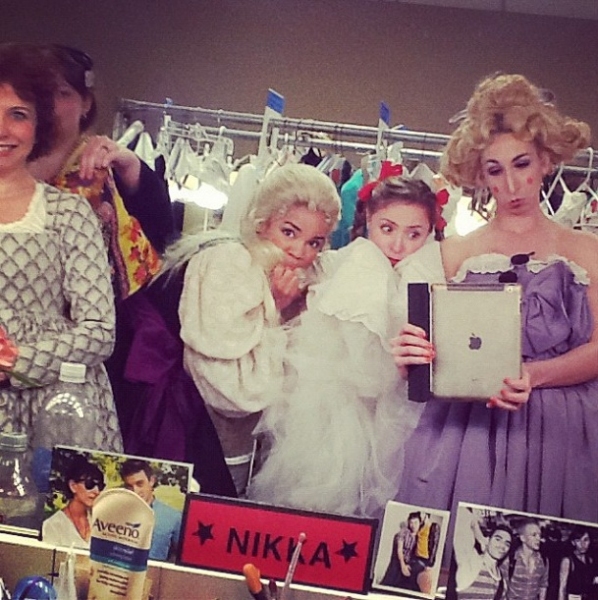 Photo Flash: Stars of NEWSIES, ONCE, GODSPELL and More Tweet Saturday Intermission Pics - Updated!  Image