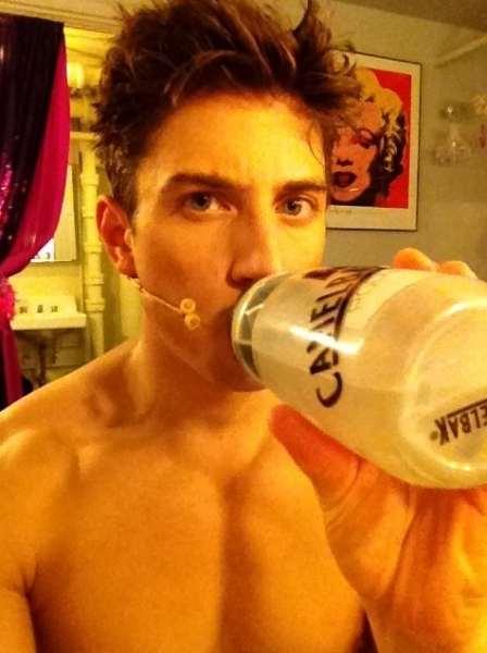 Photo Flash: Stars of NEWSIES, ONCE, GODSPELL and More Tweet Saturday Intermission Pics - Updated!  Image