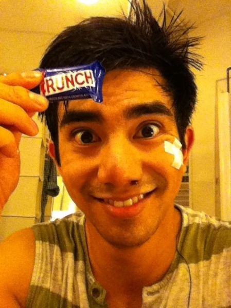 Photo Flash: Stars of NEWSIES, ONCE, GODSPELL and More Tweet Saturday Intermission Pics - Updated!  Image