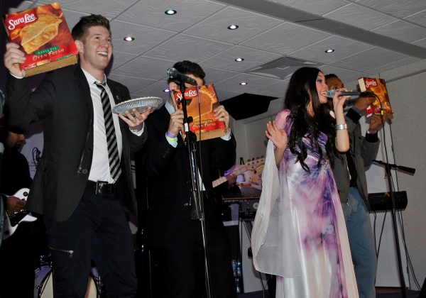 Photo Coverage: Anna Maria Perez de Tagle and Friends’ Cruise Concert Image