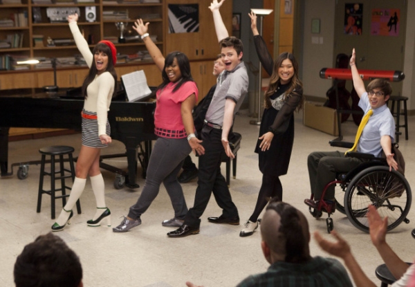 Photo Flash: First Look at GLEE's Season 3 Finale! Image