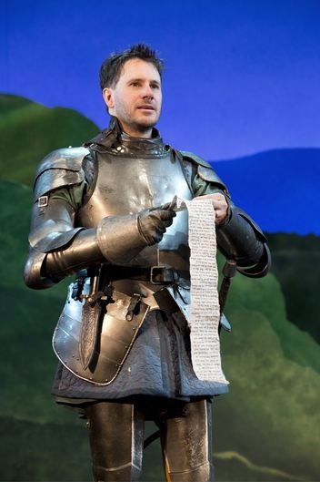 Photo Flash: First Look at Signature Theatre's MEDIEVAL PLAY Image