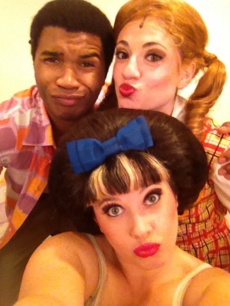 Photo Flash: Evening Saturday Intermission Pic Round-Up - Ricky Martin, NEWSIES and More! Image