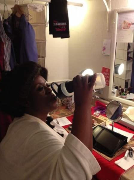 Photo Flash: Evening Saturday Intermission Pic Round-Up - Ricky Martin, NEWSIES and More! Image