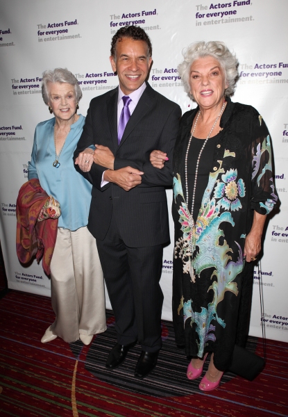 Photo Coverage: The Stars Come Out to Honor Jerry Stiller, Harry Belafonte & More at The Actor's Fund Gala Image