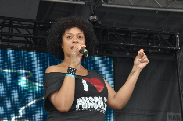 Photo Coverage: Casts of ANYTHING GOES, SISTER ACT, GHOST and More Perform for Fleet Week 2012! Image