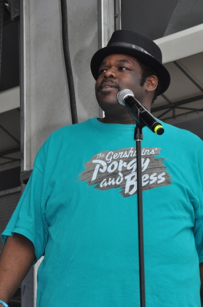 Photo Coverage: Casts of ANYTHING GOES, SISTER ACT, GHOST and More Perform for Fleet Week 2012! Image