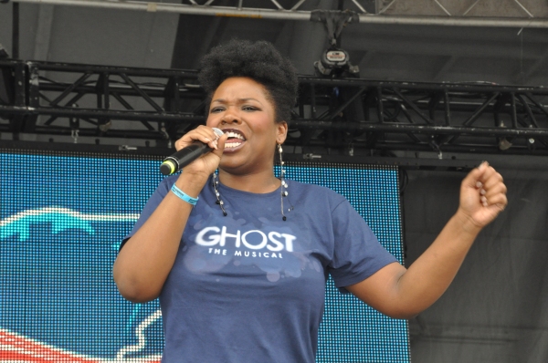 Photo Coverage: Casts of ANYTHING GOES, SISTER ACT, GHOST and More Perform for Fleet Week 2012! Image