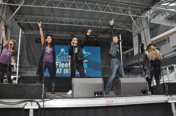 Photo Coverage: Casts of ANYTHING GOES, SISTER ACT, GHOST and More Perform for Fleet Week 2012! Image