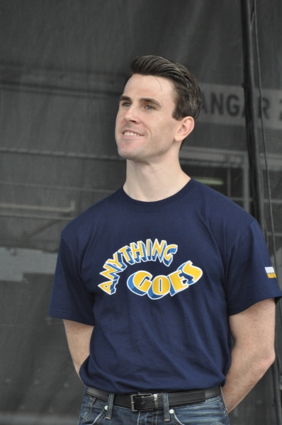 Photo Coverage: Casts of ANYTHING GOES, SISTER ACT, GHOST and More Perform for Fleet Week 2012! Image