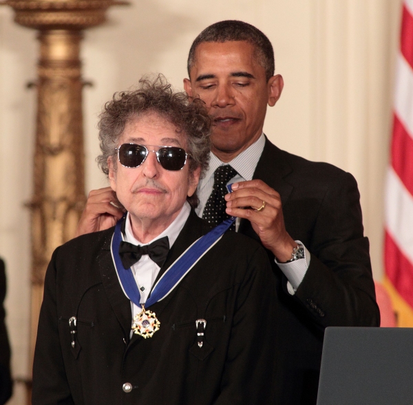 Bob Dylan and President Barack Obama Photo