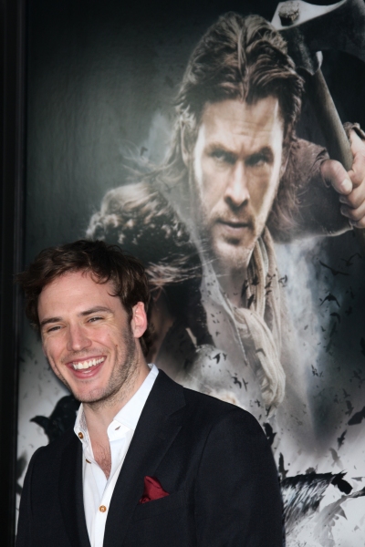 Photo Flash: On the Red Carpet at the SNOW WHITE AND THE SEVEN HUNTSMAN Premiere Image