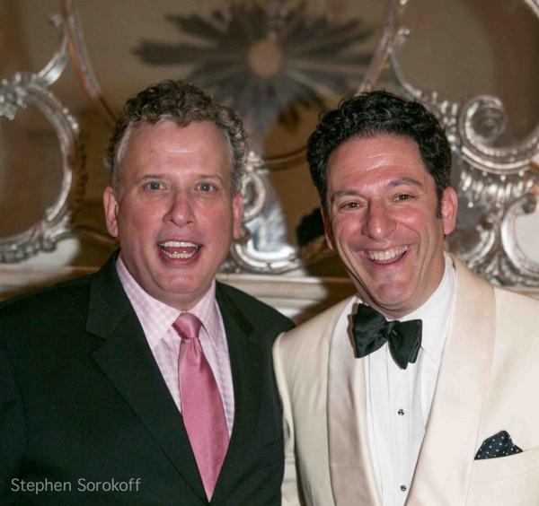 Photo Coverage: The John Pizzarelli Quartet Plays Cafe Carlyle Image