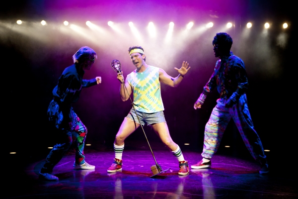 Photo Flash: First Look at Signature Theatre's XANADU! Image