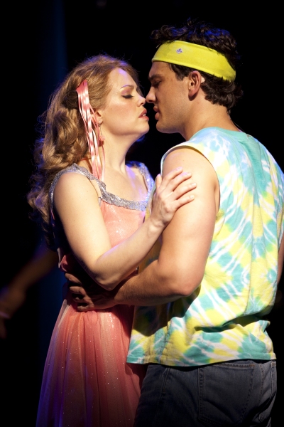 Photo Flash: First Look at Signature Theatre's XANADU! Image