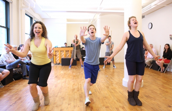 Shelley Thomas, Alex Wyse & Claire Neumann with the cast  Photo