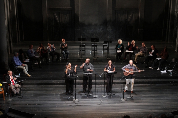Photo Flash: First Look at Steppenwolf's WILL THE CIRCLE BE UNBROKEN! Image