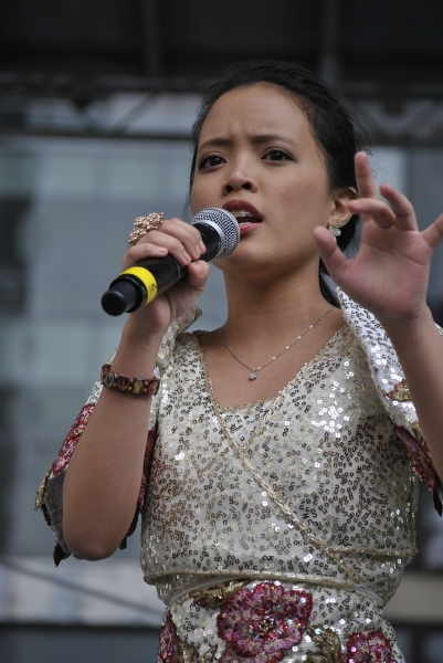 Photo Coverage: De Tagle, Go, Broadway Barkada et al. at 114th Philippine Independence Celebration Image
