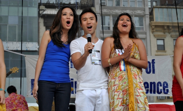 Photo Coverage: De Tagle, Go, Broadway Barkada et al. at 114th Philippine Independence Celebration Image