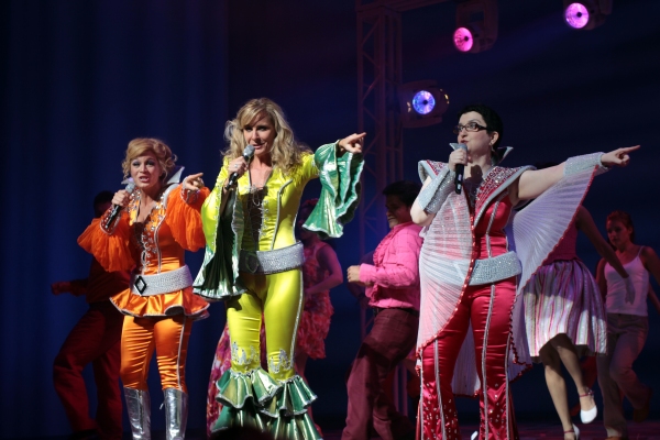 Photo Coverage: Aaron Lazar, Felicia Finley & More Join MAMMA MIA! Image