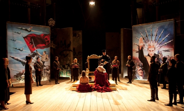 Photo Flash: The Old Globe Presents Jay Whittaker as Shakespeare's RICHARD III 
