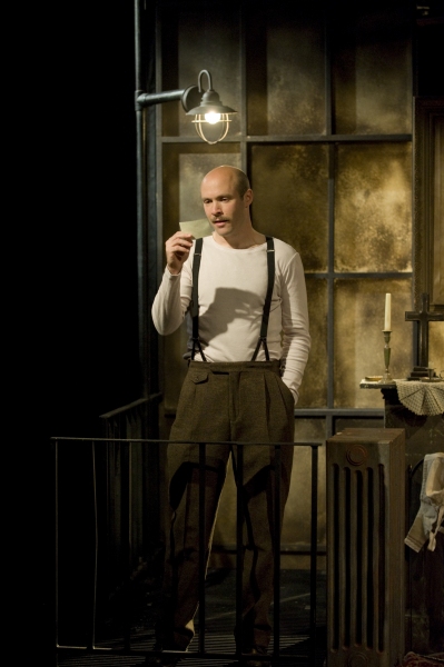 Photo Flash: First Look at THE GLASS MENAGERIE and More in Steppenwolf's NEXT UP 2012 