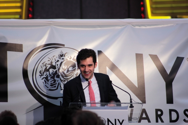 Photo Flash: Times Square Tony Simulcast! Image