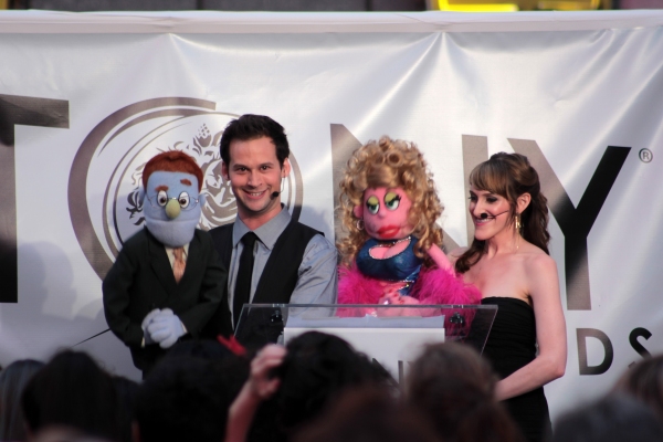 Photo Flash: Times Square Tony Simulcast! Image