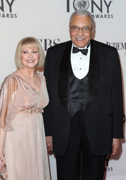 Photo Coverage: 2012 Tony Awards Red Carpet- Part 3!  Image