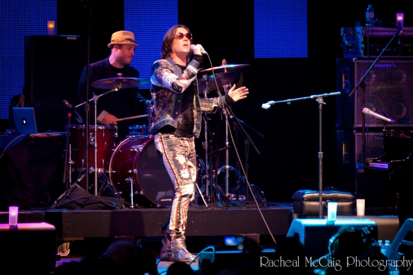 Photo Coverage: Rufus Wainwright Lights up the Night at Luminato Image