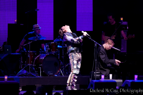 Photo Coverage: Rufus Wainwright Lights up the Night at Luminato Image