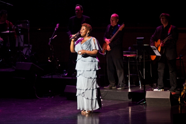 Photo Coverage: Jeremy Jordan, Laura Bush & More Honor Jon Bon Jovi; Support Homeless Youth Image