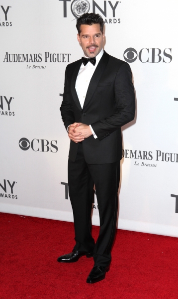 Photo Coverage: 2012 Tonys - What the Stars Wore; Fashion Hits & Misses! Image