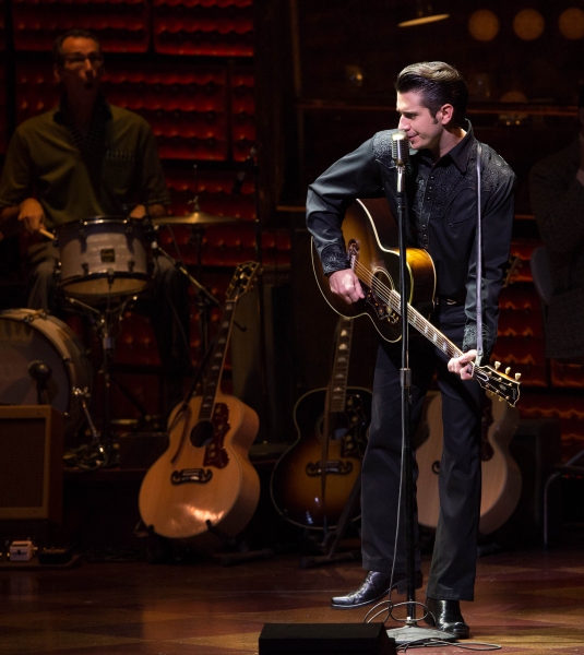 Photo Flash: MILLION DOLLAR QUARTET Plays Smith Center! Image