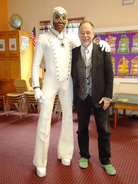 Andre De Shields in WIZ Costume and WICKED author Gregory Maguire Photo